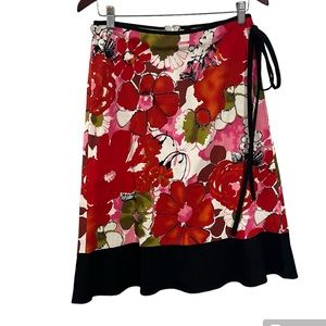 Jonathan Martin women’s floral skirt SZ M, with black side tie. Below knee